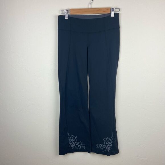 Athleta Kurve Tattoo Flare Yoga Pant - Black - Picture 1 of 7